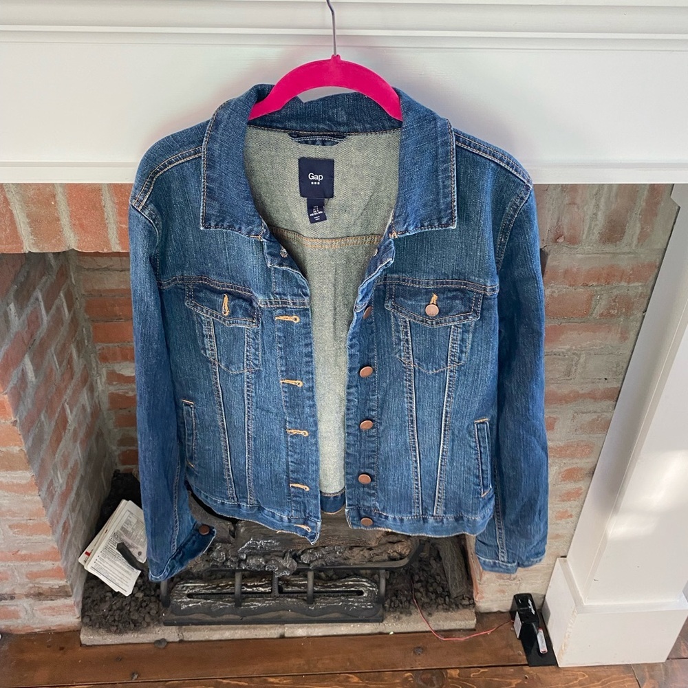 Gap Blue Jean Jacket size Small Great Condition Casual Denim Vintage Style
